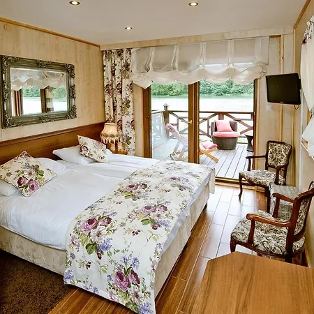 Mazurskie W Ogrodach Zlotej Lani - Klimatyczne I Widokowe 3*