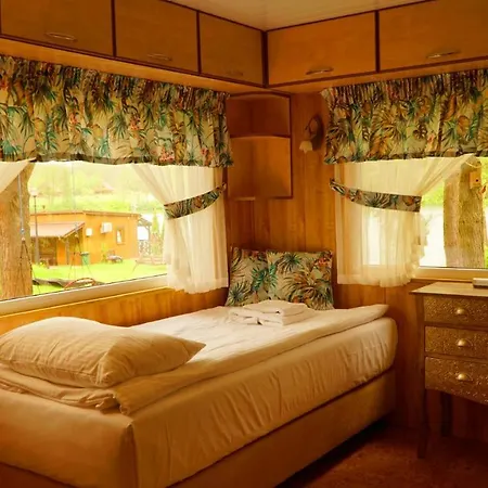 Resort Mazurskie W Ogrodach Zlotej Lani - Klimatyczne I Widokowe Wiartel