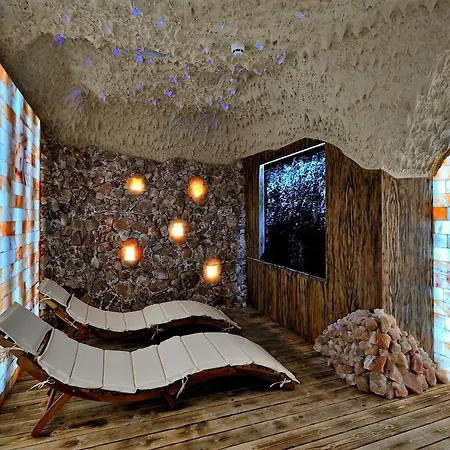 Złota łania Resort&spa Ośrodek wypoczynkowy Wiartel