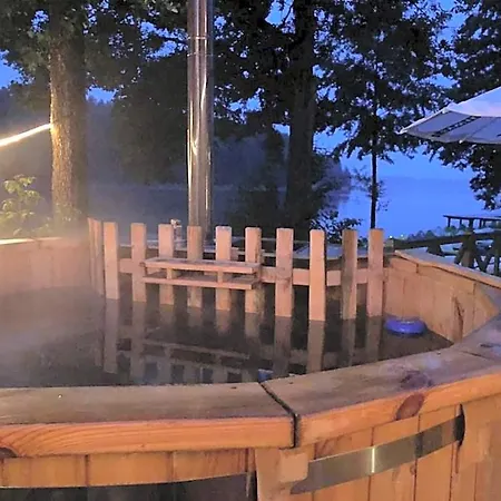 Mazurskie W Ogrodach Zlotej Lani - Klimatyczne I Widokowe Resort