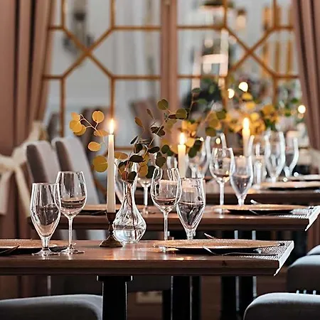 Mazurskie W Ogrodach Zlotej Lani - Klimatyczne I Widokowe Resort 3*