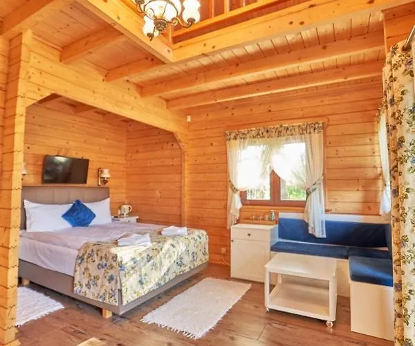 Złota łania Resort&spa Ośrodek wypoczynkowy Wiartel